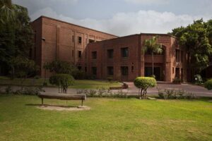 Kinnaird College
