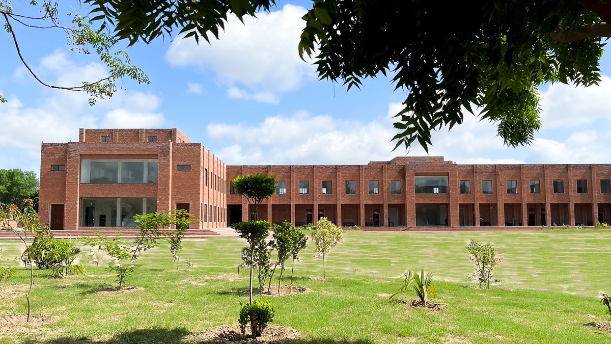 Lahore School of Economics