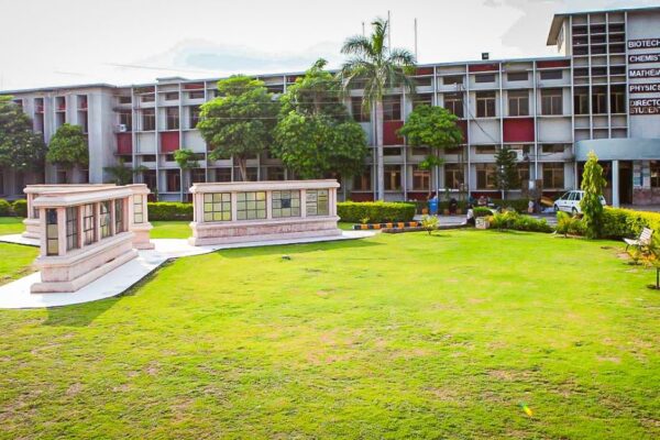 Mirpur University of Science & Technology Mirpur University of Science and Technology