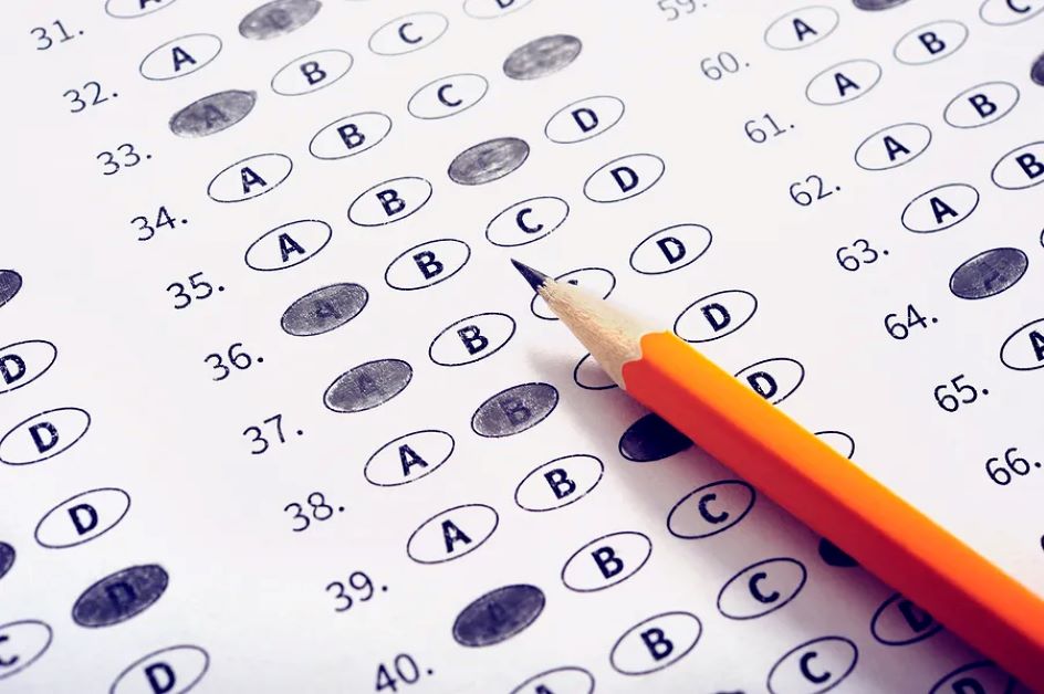 Dera Ghazi Khan Physics Past Paper 2022 Evening