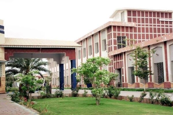 The Shaikh Ayaz University, Shikarpur Sindh The Shaikh Ayaz University, Shikarpur Sindh
