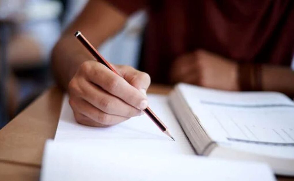 2024 Physics Past paper Morning 2nd year BISE Bahawalpur