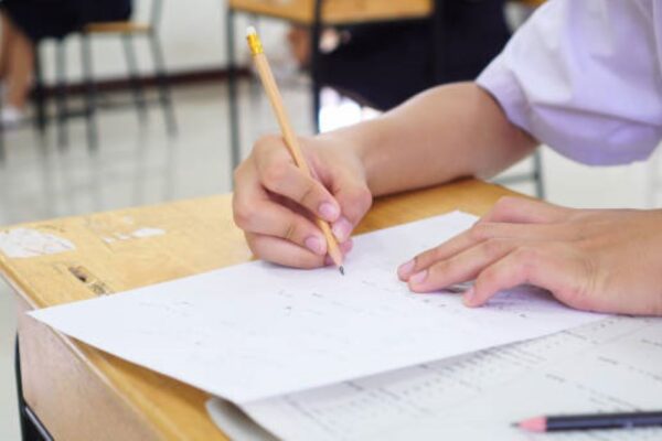 BISE Lahore 2022 Physics Evening Past Paper for Class 11