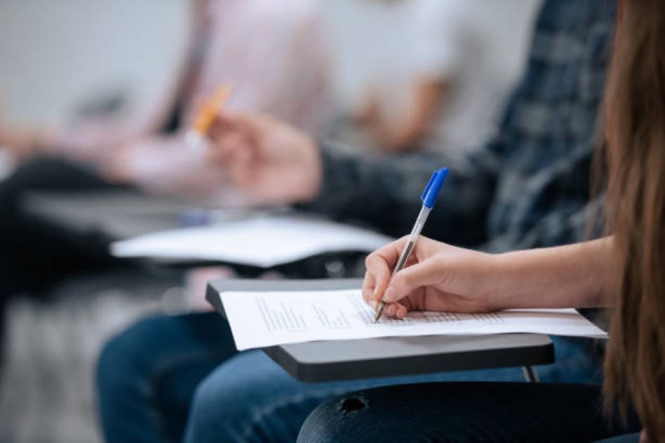 Class 11 Statistics Past Paper 2022 Faisalabad Board