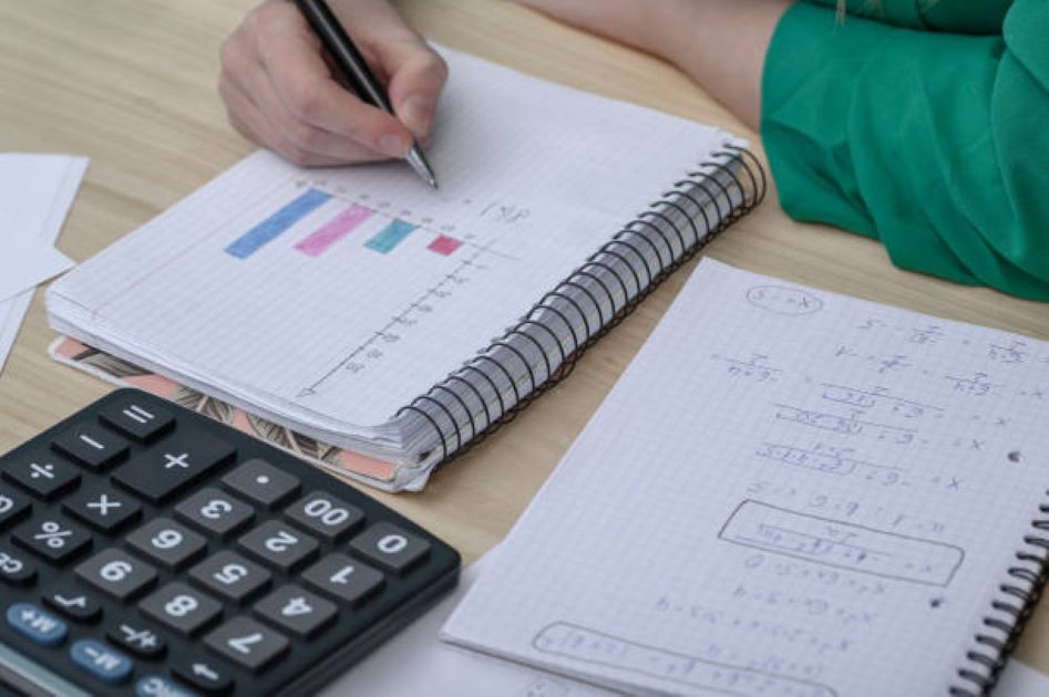 BISE DG Khan 2024 Class 11 Economics Past Paper