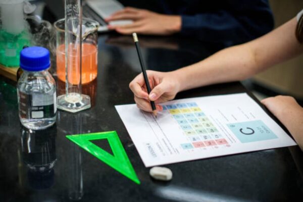 DG Khan Board 2024 Evening Chemistry Paper – 1st Year Chemistry Past Paper 2024 Evening BISE DG Khan Class 11