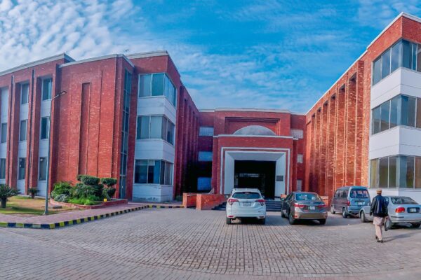 Al-Aleem Medical College Lahore Al-Aleem Medical College Lahore