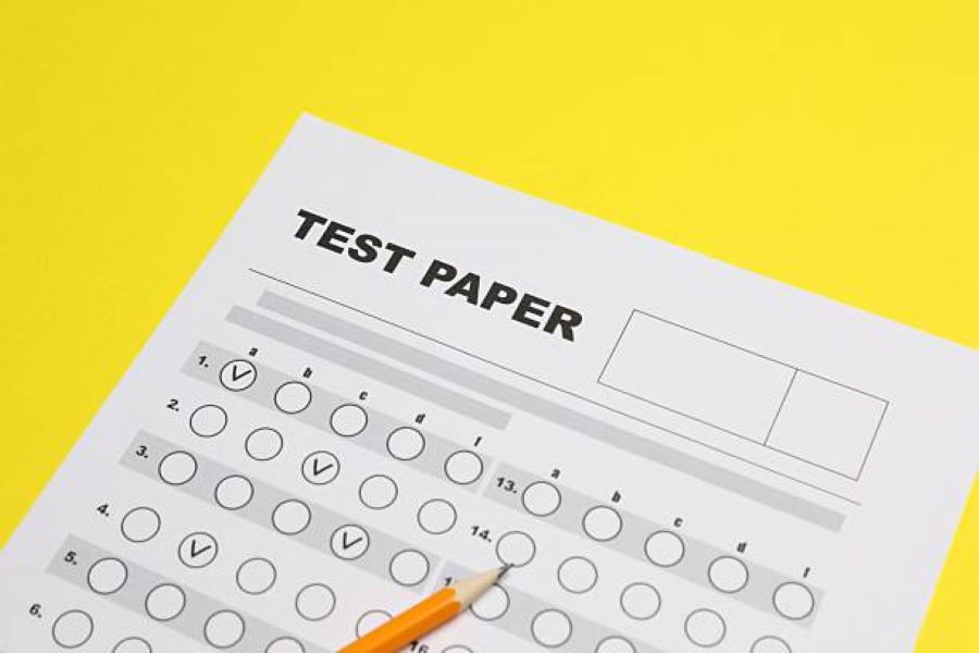 BISE Lahore Physics Past Paper 2024 Annual Part-II, Group-1 (Evening)