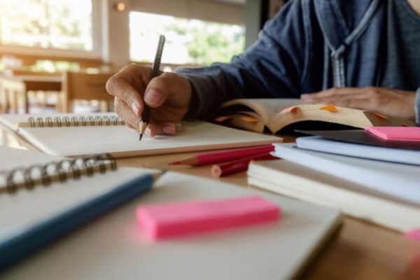 BISE Lahore Physics Past Paper 2023 Annual Part-II, Group-II(Evening) Physics Past Paper 2023