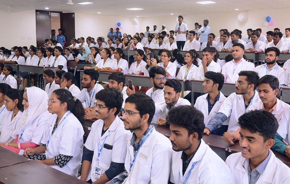 Private Medical College Fee Cap in Pakistan