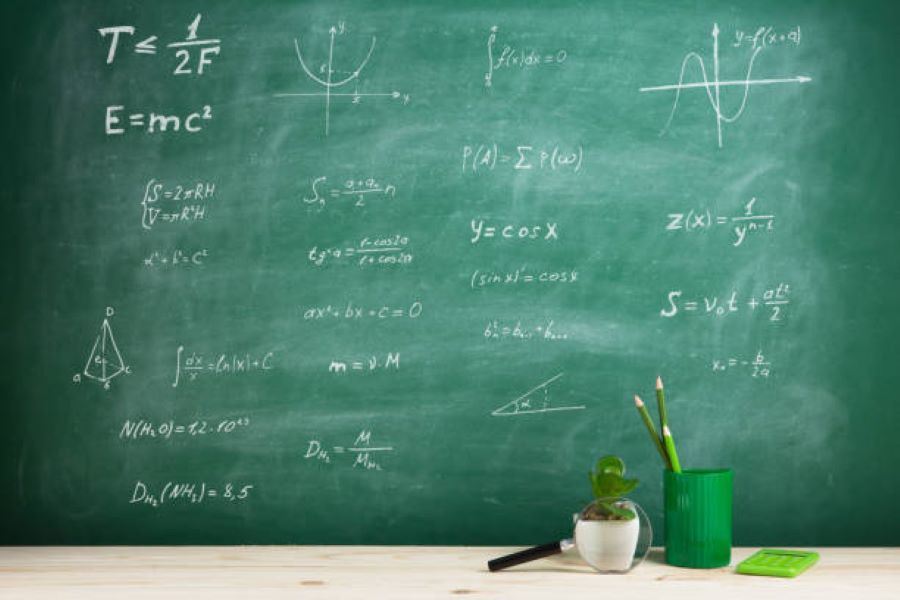 BISE Multan Physics Past Paper 2018 Part-II Evening