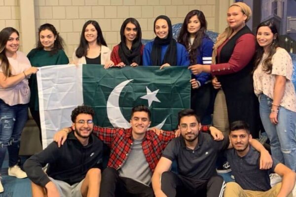 Fully Funded Scholarships for Pakistani Students Fully Funded Scholarships for Pakistani Students