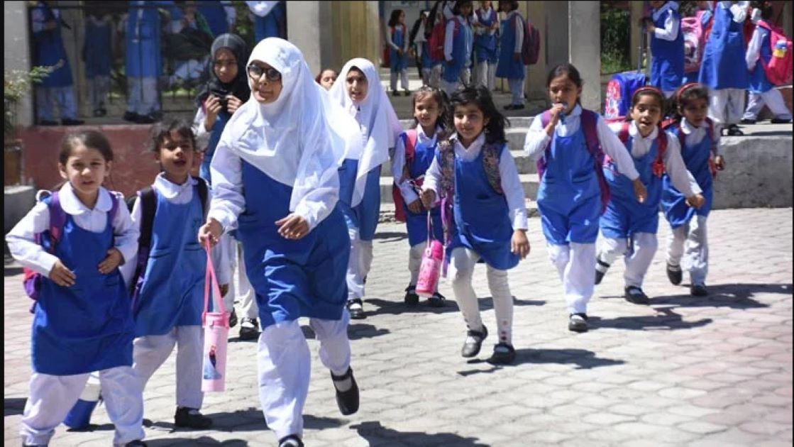 Punjab May Extend Summer Vacations Due to Floods