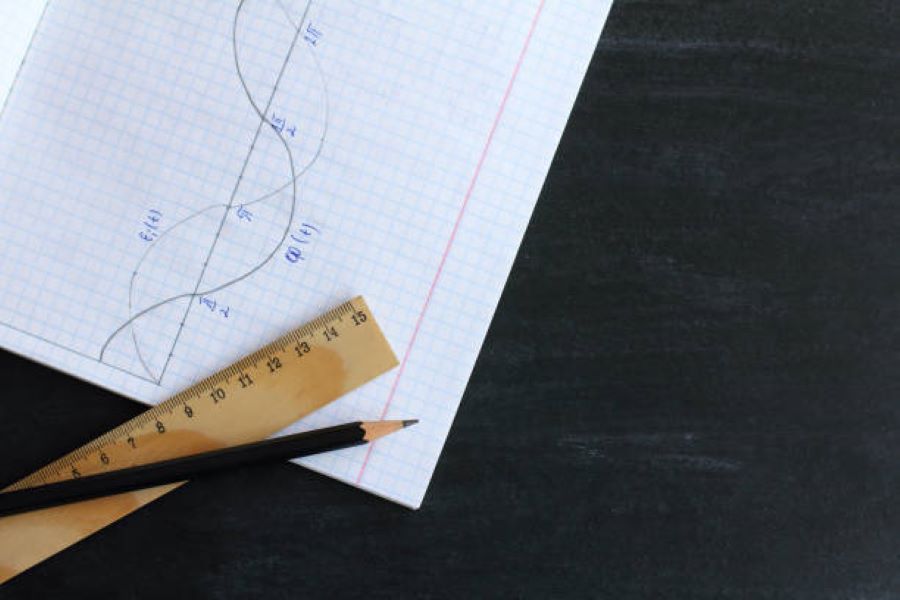 BISE Dera Ghazi Khan Class 10 Physics Past Paper 2022 Morning Session