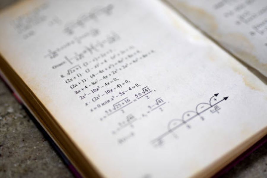 BISE Dera Ghazi Khan Class 10 Mathematics Past Paper 2021 Morning Session