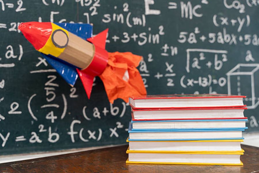 BISE Dera Ghazi Khan Class 10 Physics Past Paper 2024 Evening Session