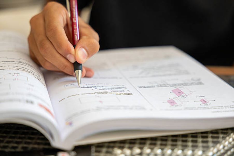 BISE Dera Ghazi Khan Class 10 Mathematics Past Paper 2024 Morning Session
