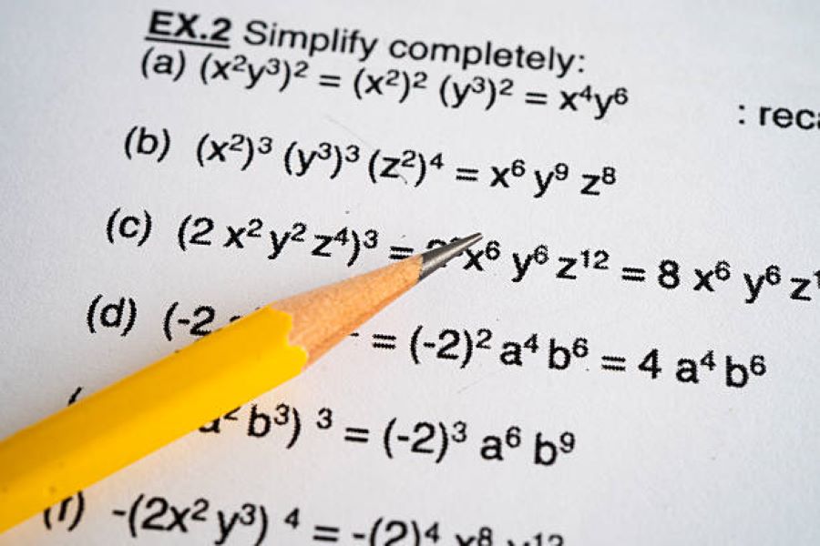 BISE Dera Ghazi Khan Class 10 Mathematics Past Paper 2023 Evening Session