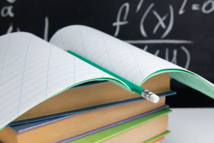 Physics Past Paper 2023 Evening BISE Multan Class 10