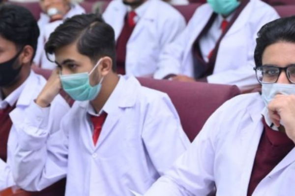 Punjab refuses medical seats for overseas Pakistanis
