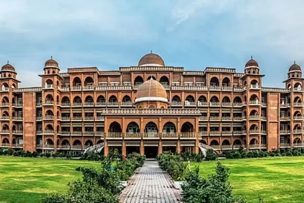 Salary Delays at University of Peshawar