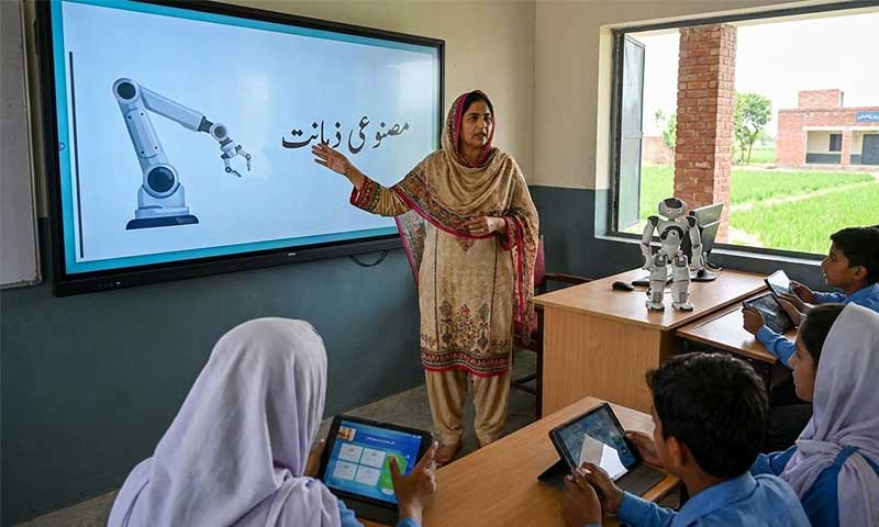 KP Leads the Way: AI Becomes a Mandatory Subject for Grades 6-12