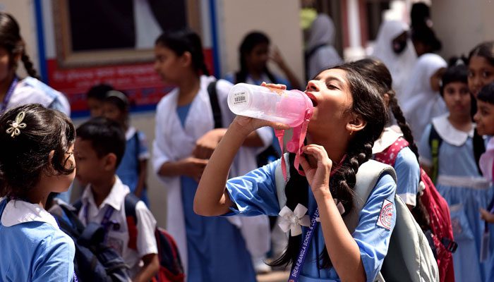 Rising Temperatures in Punjab May Trigger Early School Summer Holidays