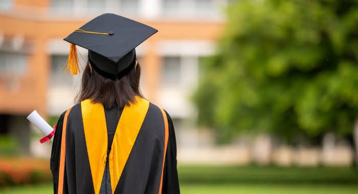 Study MBA in Canada with Madhu Varshney Entrance Scholarship