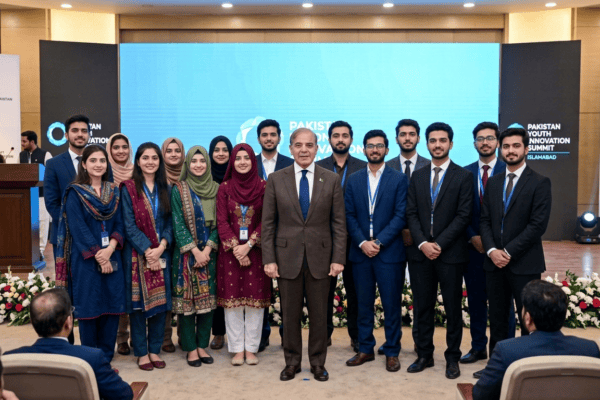 PM Shehbaz Directs Pakistani Embassies to Create Jobs For Youth